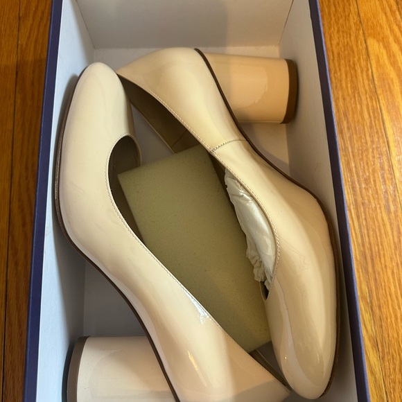 Stuart Weitzman Cream Block Heel Pumps - Picture 5 of 7